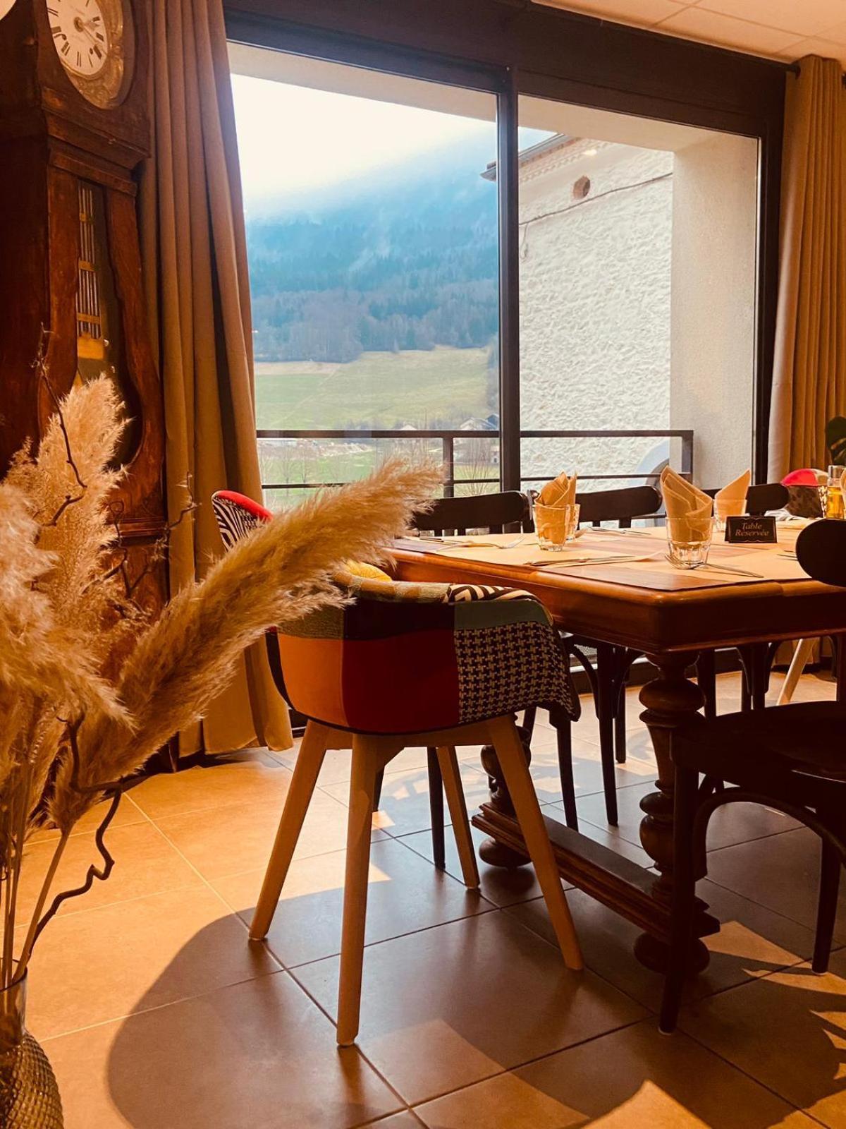Restaurant Hotel Du Vercors Saint-Martin-en-Vercors エクステリア 写真